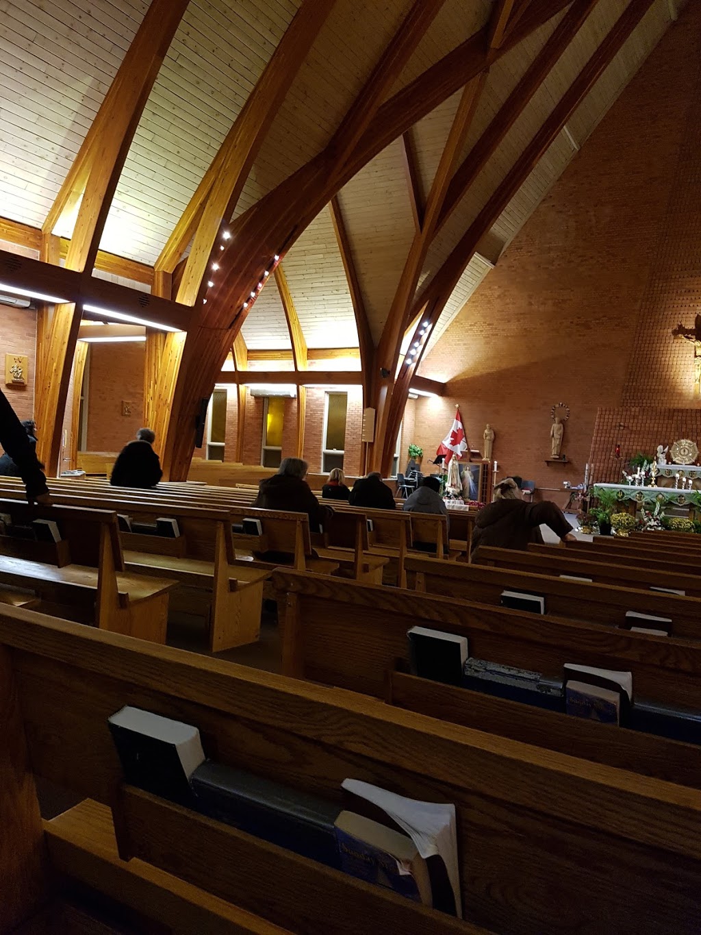 St. Lukes Roman Catholic Parish | 200 ALBION RD MOUNT, Hamilton, ON L8K 5S9, Canada | Phone: (905) 560-1551