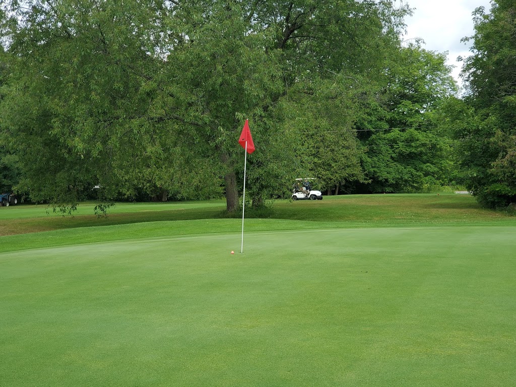 Evergreen Golf Ctr | 3372 Agnew Rd, Washago, ON L0K 2B0, Canada | Phone: (705) 689-5071