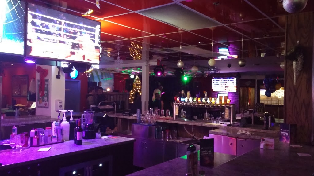 Resto-Bar La Drave | 195 Rue Bellehueur, Gatineau, QC J8T 8H3, Canada | Phone: (819) 568-4404