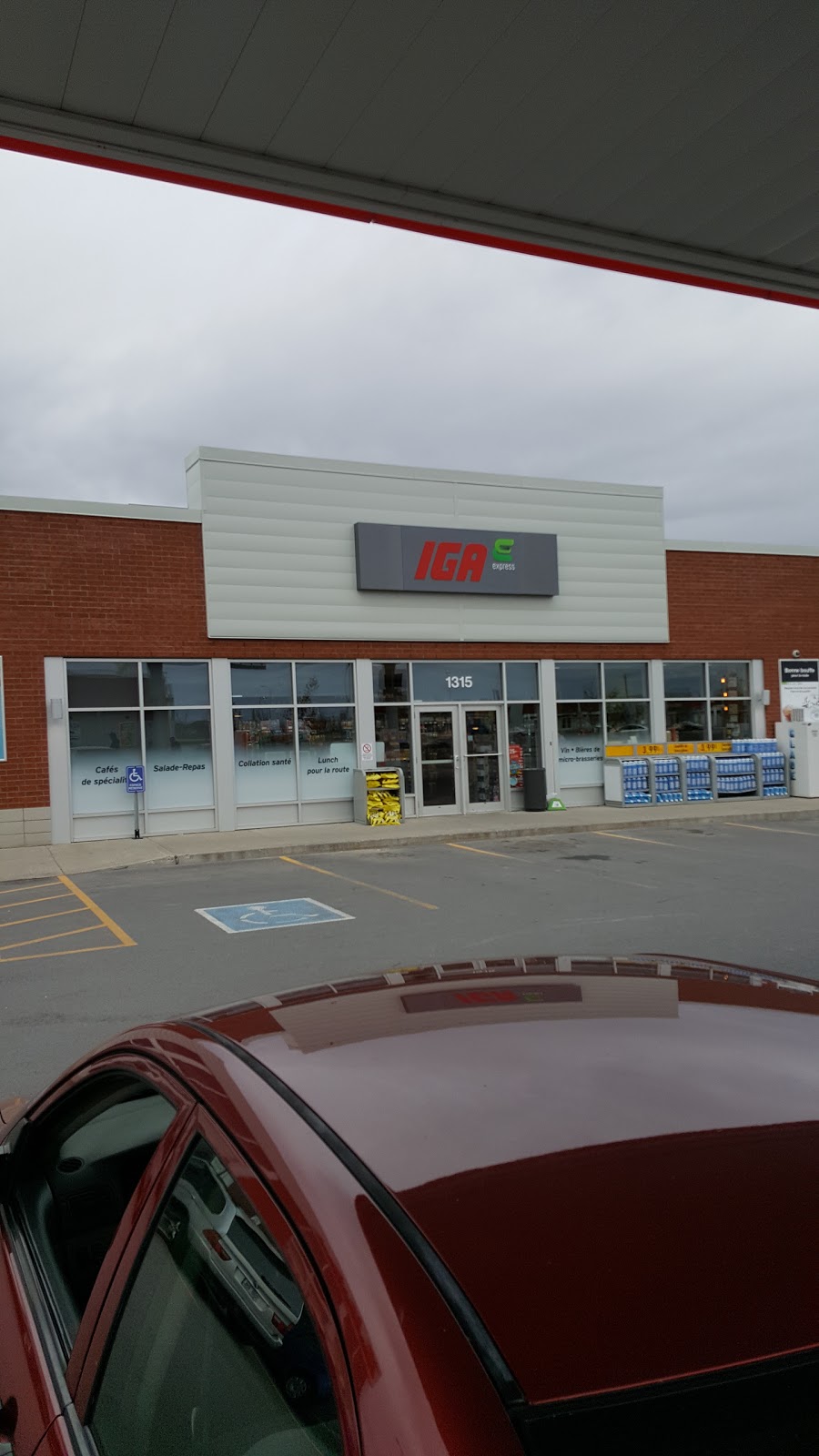 IGA | 1315 Rue Douglas, Saint-Jean-sur-Richelieu, QC J2W 0J2, Canada | Phone: (450) 376-2600