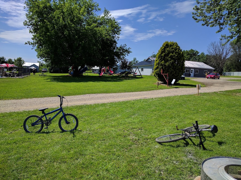 Mountain Lake Camp | 102 Mountain Lake Dr, Wiarton, ON N0H 2T0, Canada | Phone: (519) 534-0776