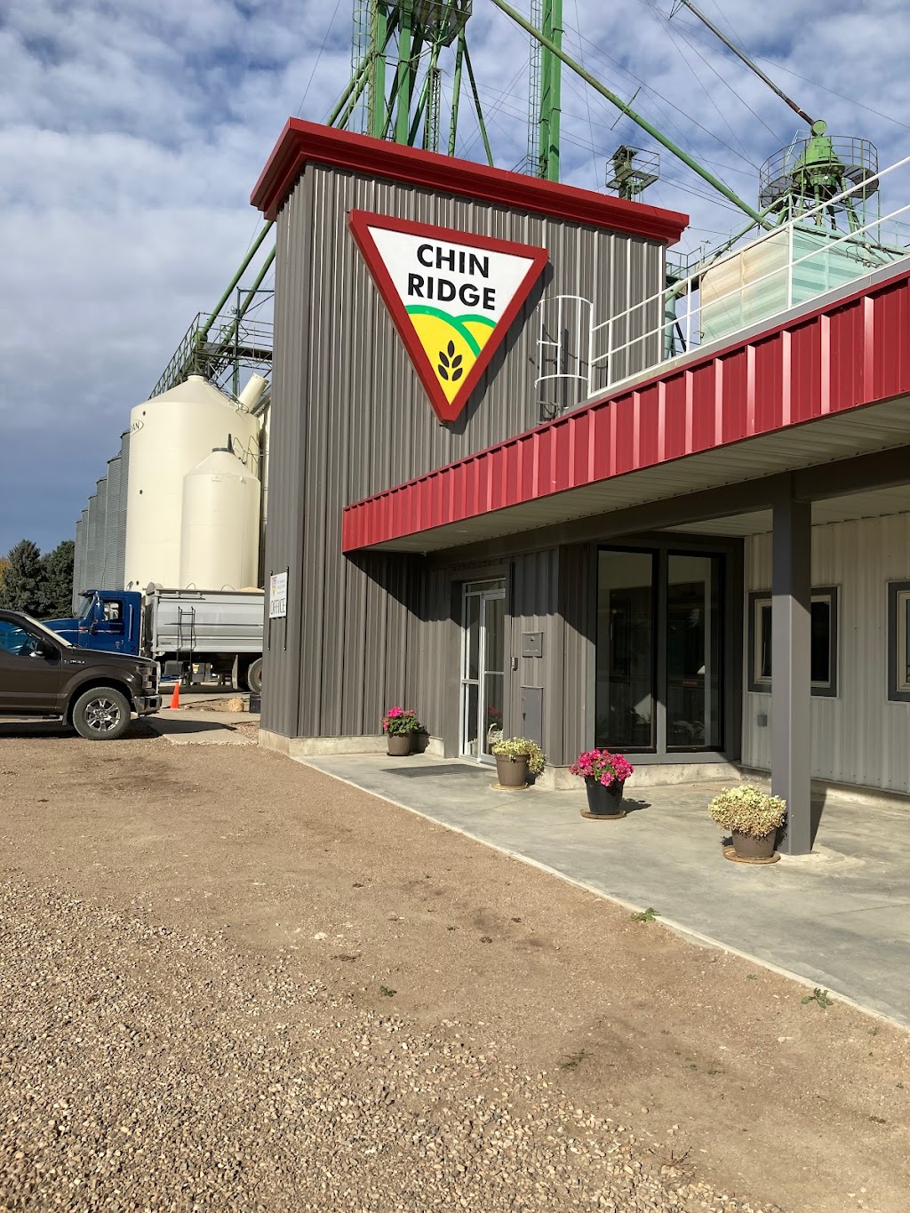 Chin Ridge Seeds Ltd. | Box 4222, 82066 RR 15-4, Taber, AB T1G 2C7, Canada | Phone: (800) 563-7333