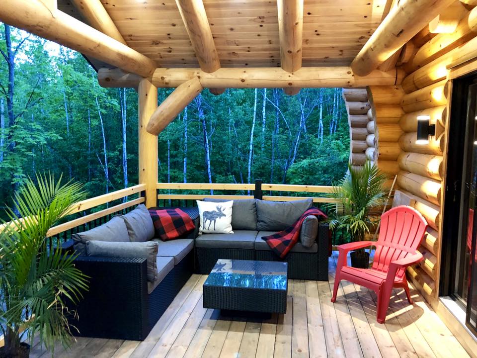 Viabois - Fabricant de maison et chalet en bois rond | 118 Rue du Soudeur, Saint-Isidore, QC G0S 2S0, Canada | Phone: (581) 982-7482