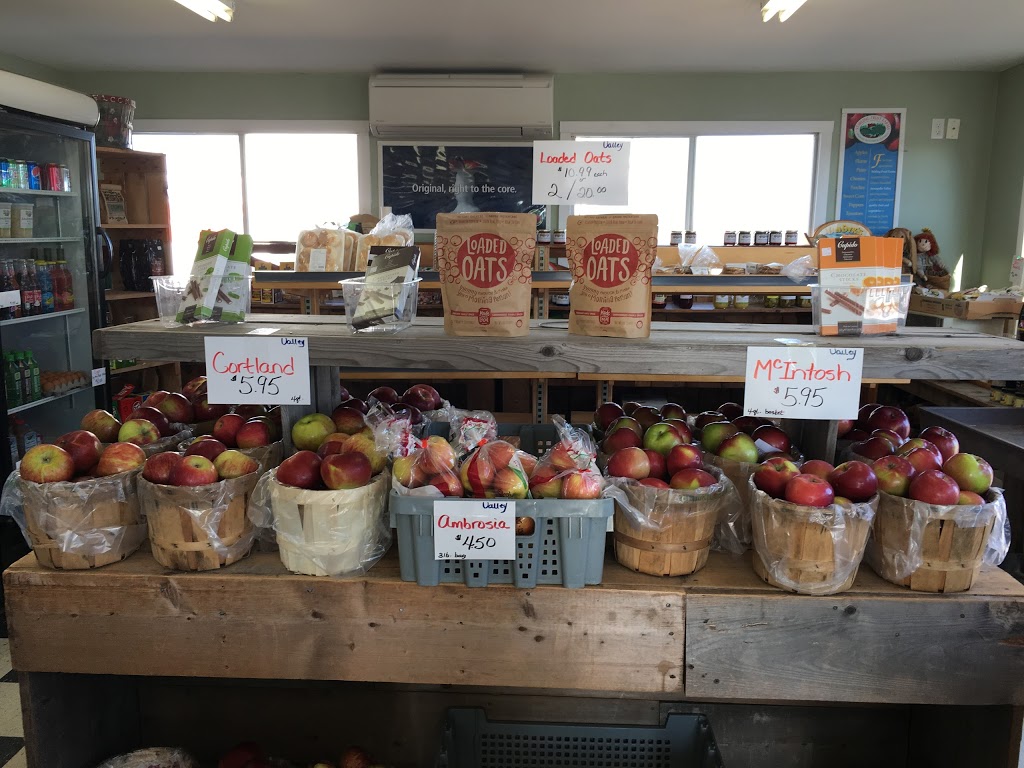 Stirlings Farm Market (Bible Hill) | 325 Main St, Bible Hill, NS B6L 5G9, Canada | Phone: (902) 895-4956