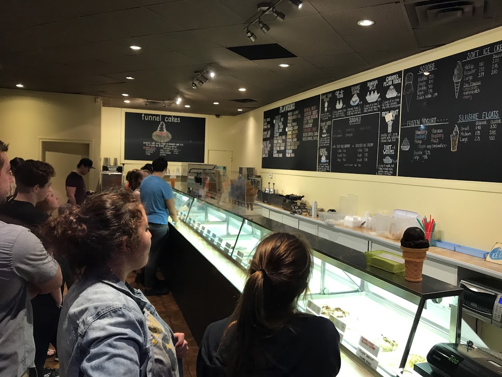 Ice Cream 2 | 1401 River Rd E, Kitchener, ON N2A 3X9, Canada | Phone: (519) 722-8974