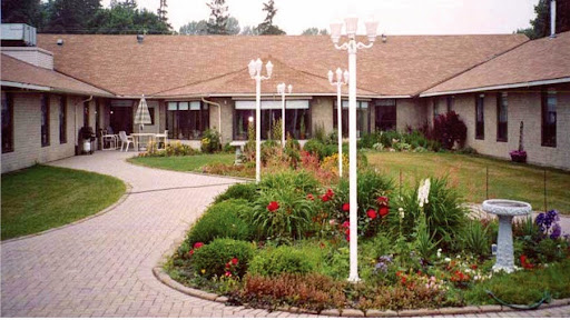 Chartwell Rosedale Retirement Residence | 1813 County Rd 2, Brockville, ON K6V 5T1, Canada | Phone: (613) 499-9982