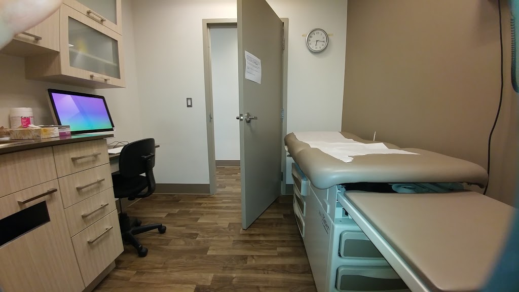 Medical Centre at The Boardwalk | 430 The Boardwalk, Waterloo, ON N2T 0C1, Canada | Phone: (519) 744-6464