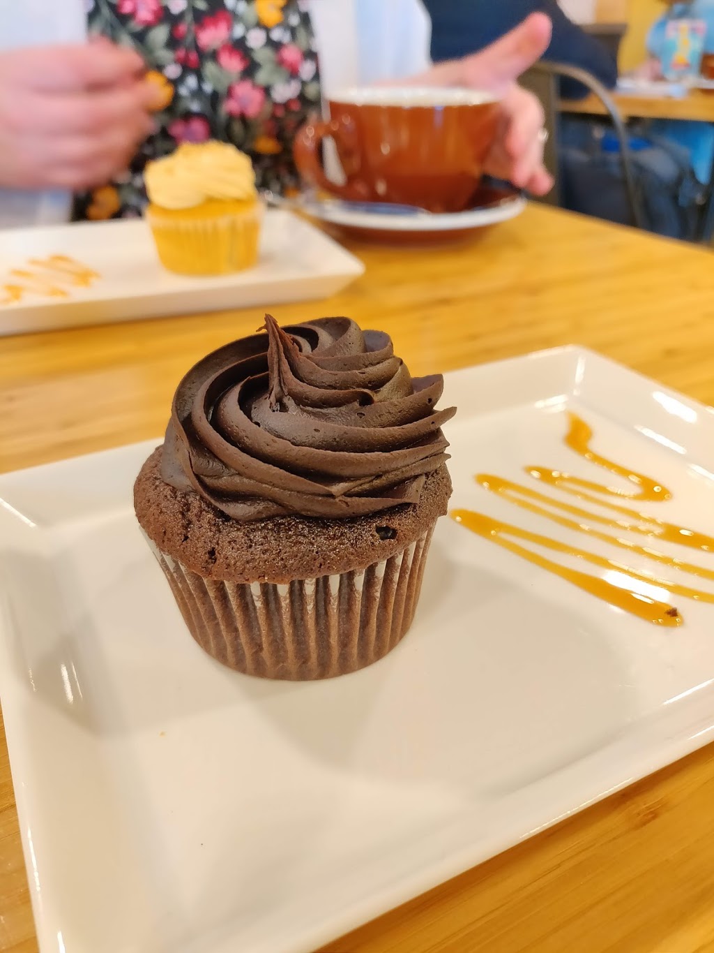 Anabia Cupcakery Café | 3570 Strandherd Dr, Nepean, ON K2J 5L4, Canada | Phone: (613) 823-1022