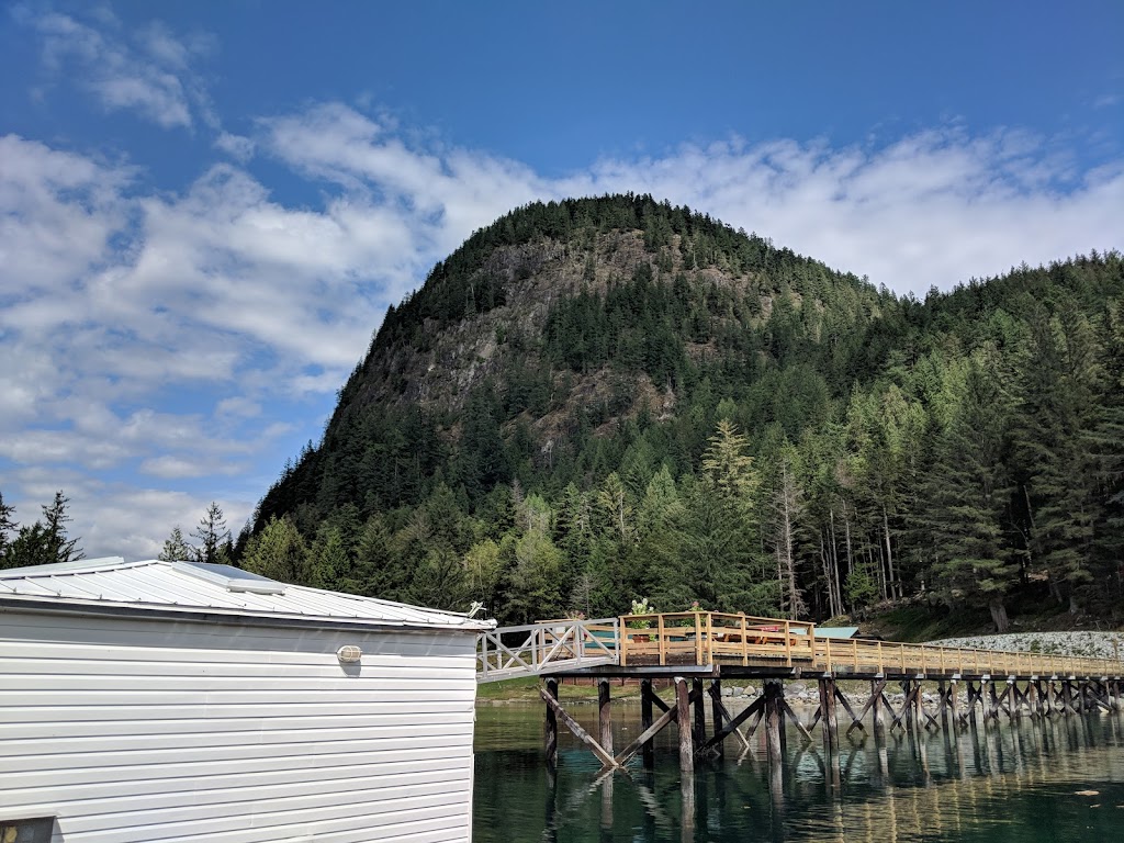 Big Bay General Store | 1 Big Bay Trail Stuart Island, Strathcona, BC V0P 1V0, Canada | Phone: (250) 202-3625