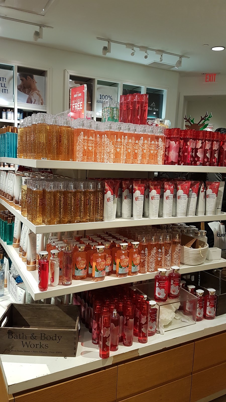 Bath & Body Works | 300 Borough Dr, Scarborough, ON M1P 4P5, Canada | Phone: (416) 290-5174