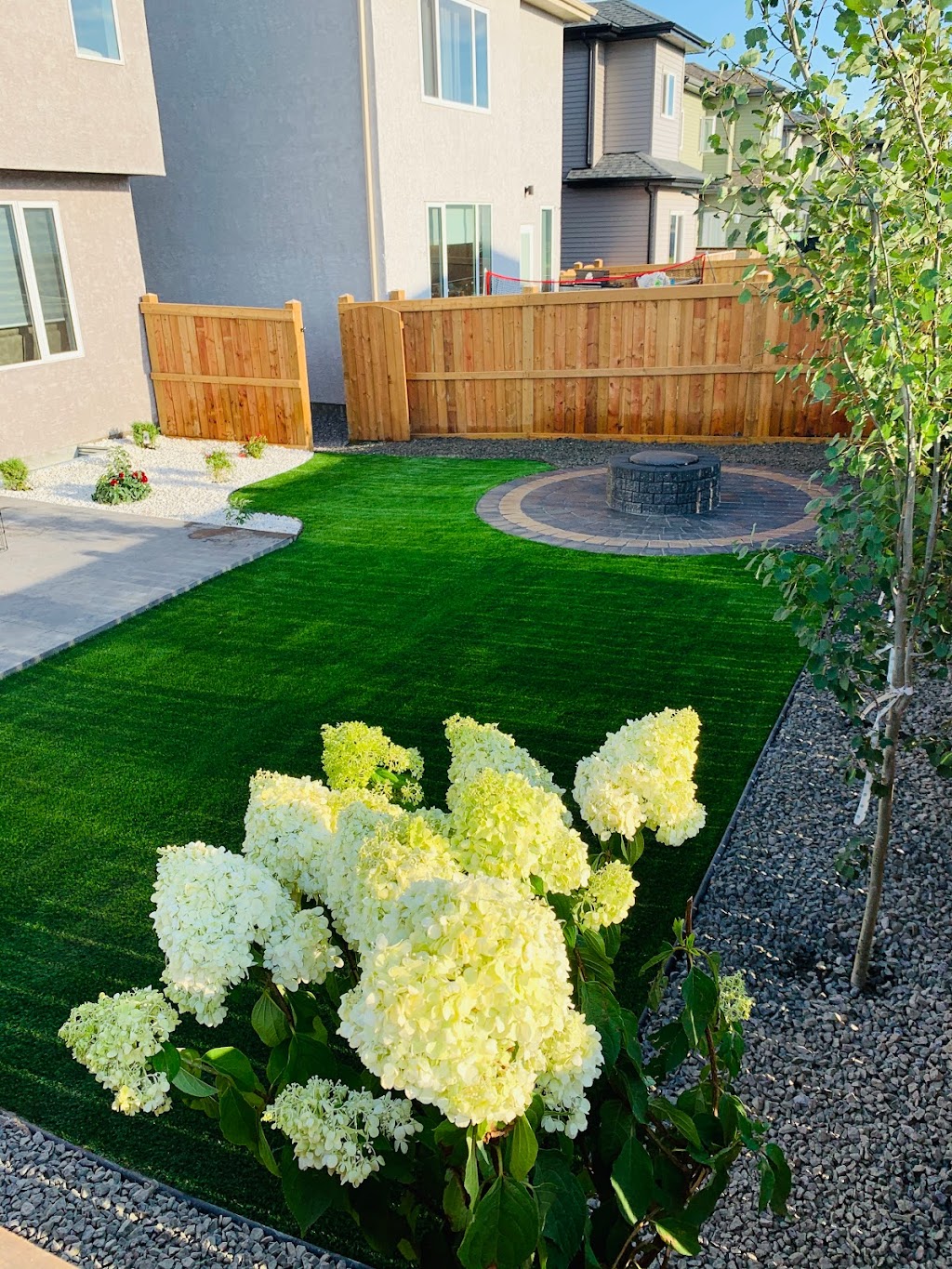 Easy Landscaping | 727 Lauber Crescent NW, Edmonton, AB T6R 3J8, Canada | Phone: (780) 271-3279