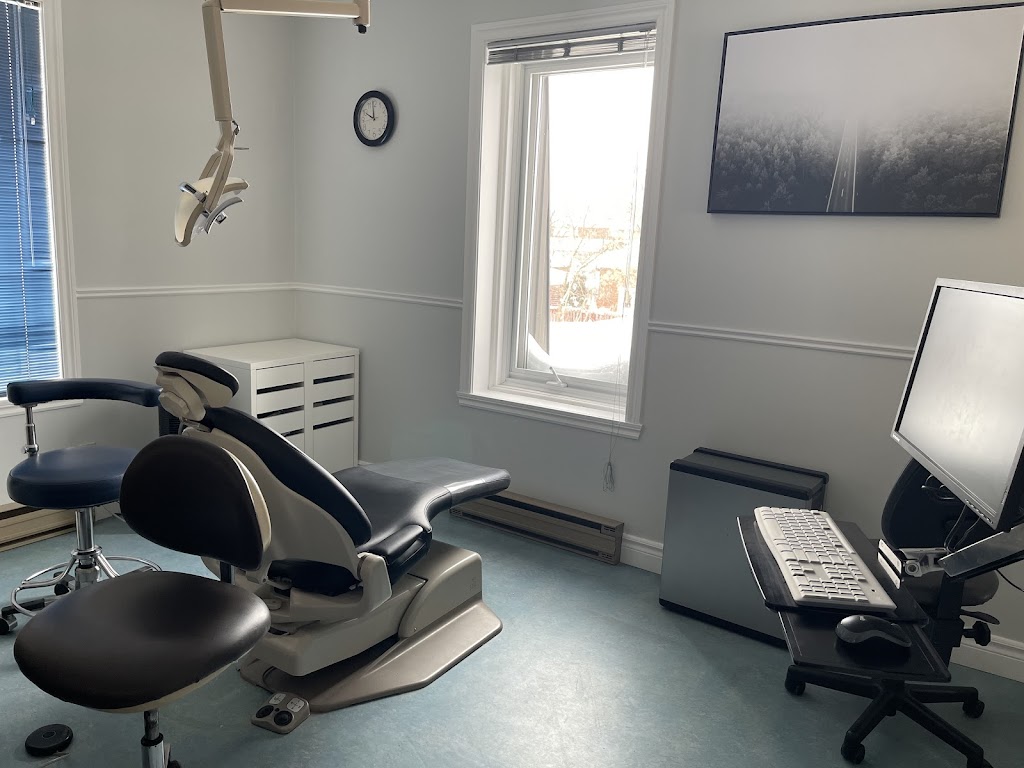 Dentistes Ste-Anne (Centre Dentaire Miron) | 183B Boulevard Ste Anne, Sainte-Anne-des-Plaines, QC J0N 1H0, Canada | Phone: (450) 478-0089