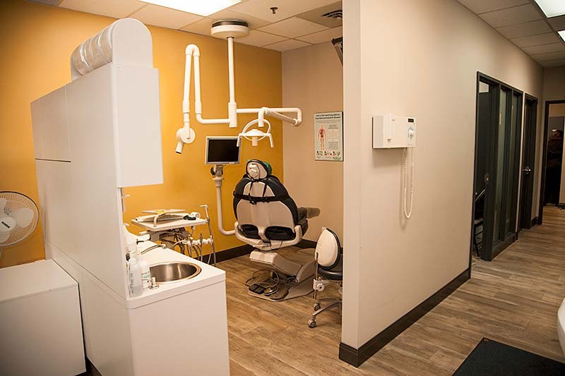 Nosehill Dental Centre | 1829 Ranchlands Blvd NW # 101, Calgary, AB T3G 2A7, Canada | Phone: (403) 241-1900