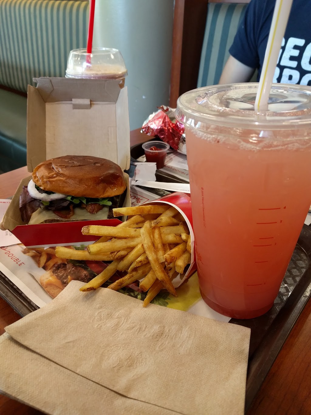 Wendys | 731 Eastern Ave, Toronto, ON M4M 3H6, Canada | Phone: (416) 465-9904