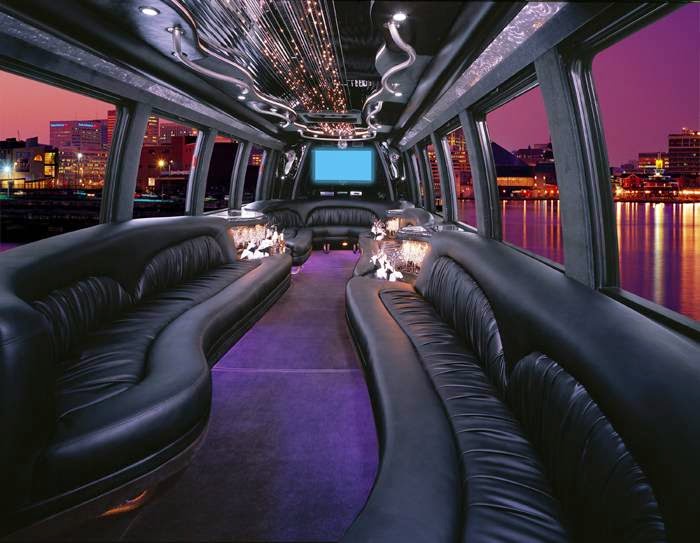 Grandeur Limousine | 420 Forest Ave, St Thomas, ON N5R 2K9, Canada | Phone: (519) 453-7307