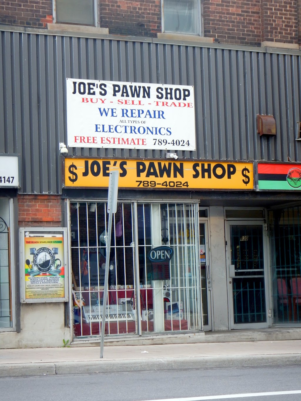 Joes Pawn Shop | 432 Rideau St, Ottawa, ON K1N 5Z1, Canada | Phone: (613) 241-2224