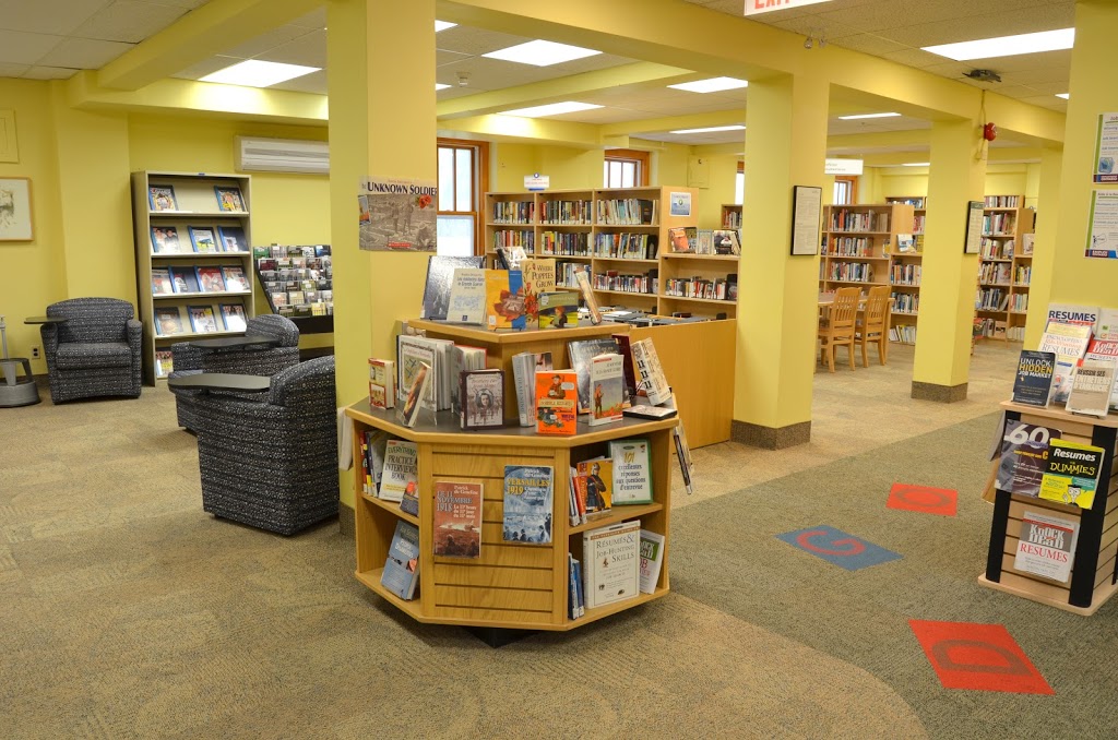 Ottawa Public Library - Vanier | 310 Pères-Blancs Ave, Vanier, ON K1L 7L5, Canada | Phone: (613) 580-2940