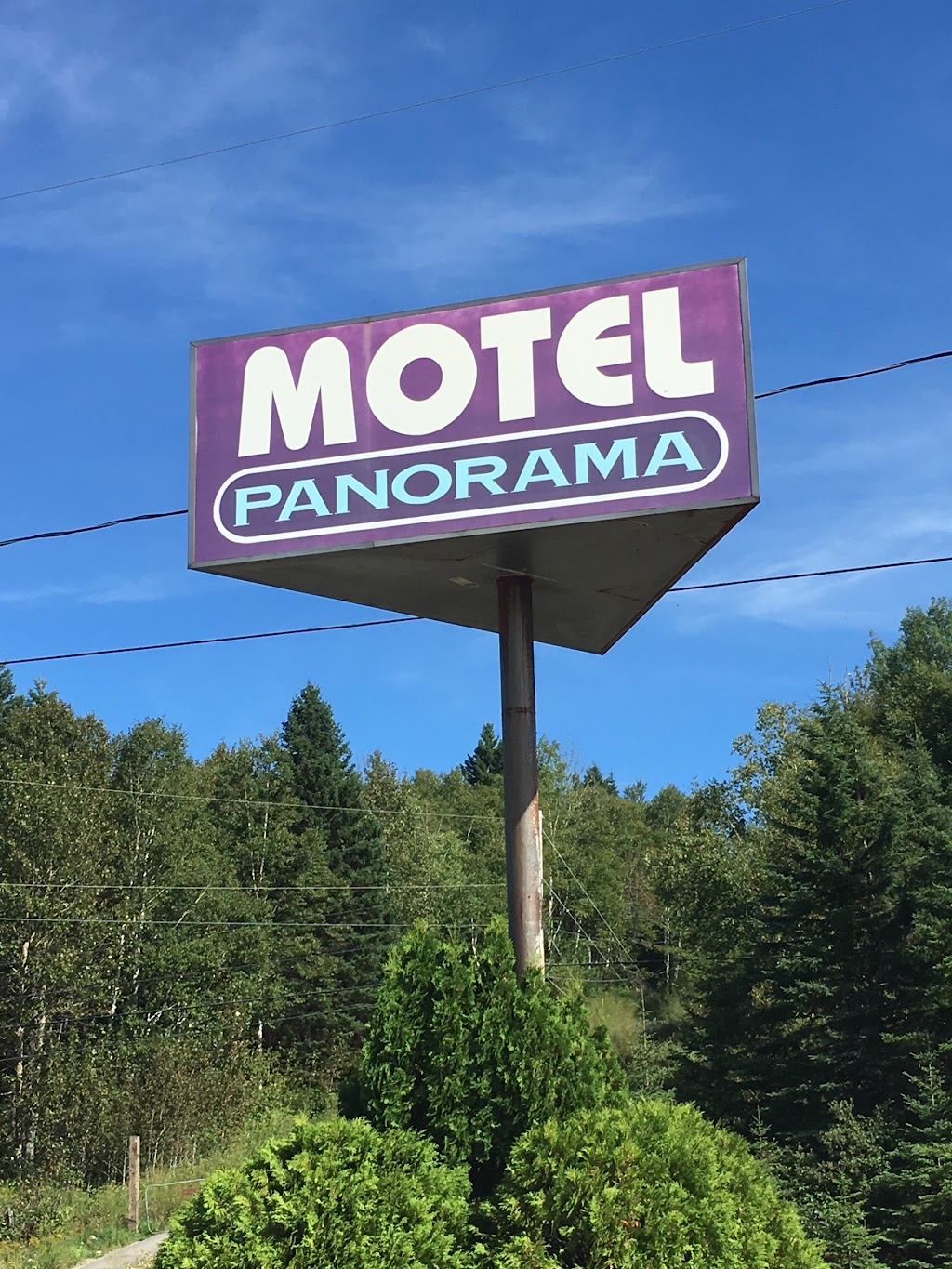 Auberge Motel Panorama | Autoroute 155, 146 Rte Victor Delamarre, Lac-Bouchette, QC G0W 1V0, Canada | Phone: (866) 271-2550