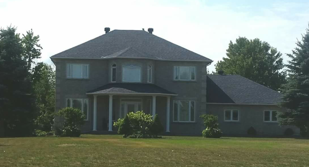 ROOFING : Bruce Rogers Home Exteriors Inc | 2263 Reevecraig Rd S, Kemptville, ON K0G 1J0, Canada | Phone: (613) 978-3387