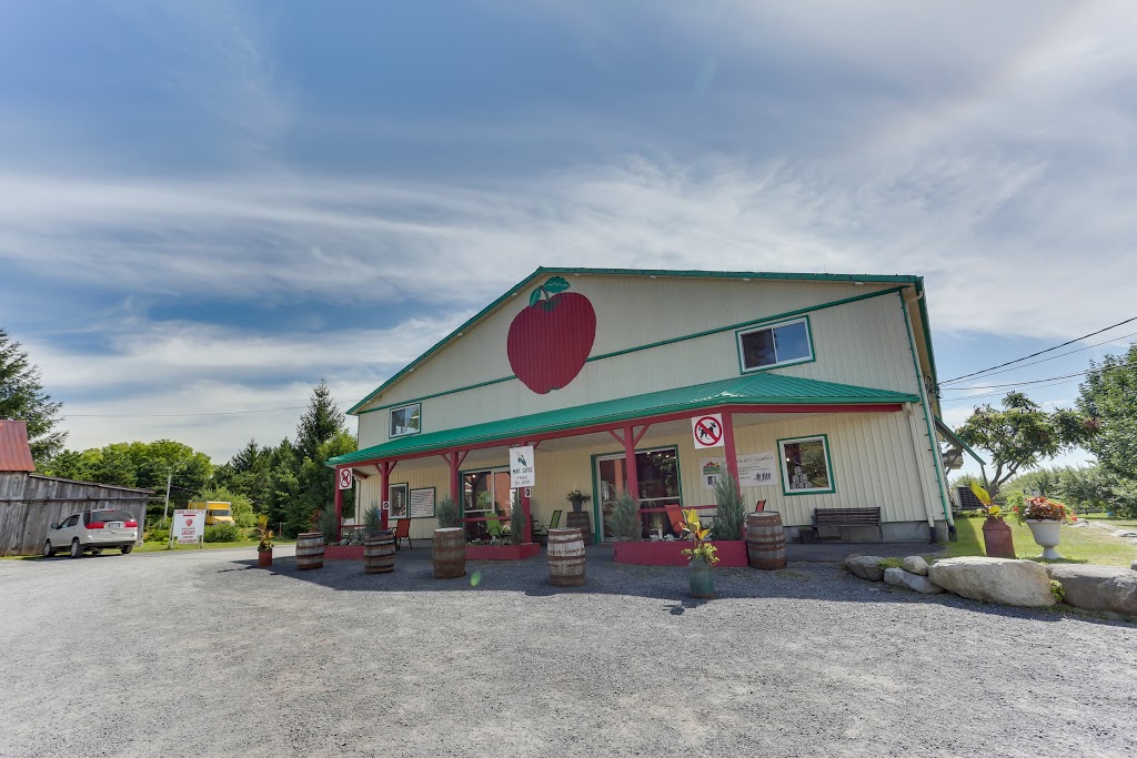 Fraisiere Du Verger Pierre | 375 Rang de la Montagne, Mont-Saint-Grégoire, QC J0J 1K0, Canada | Phone: (450) 347-6336