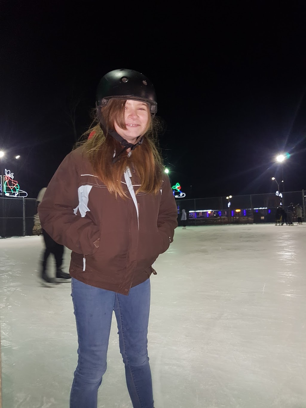 Oakwood Outdoor Skating Rink | 1724 Mosley St, Wasaga Beach, ON L0L 2P0, Canada | Phone: (705) 429-2414