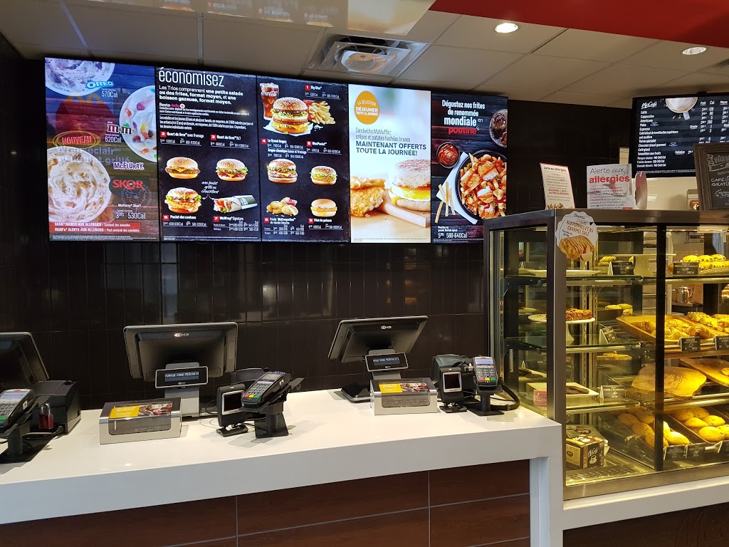 McDonalds | 1015, Autoroute 20 Montréal Toronto, Dorval, QC H9S 1A2, Canada | Phone: (514) 636-4458