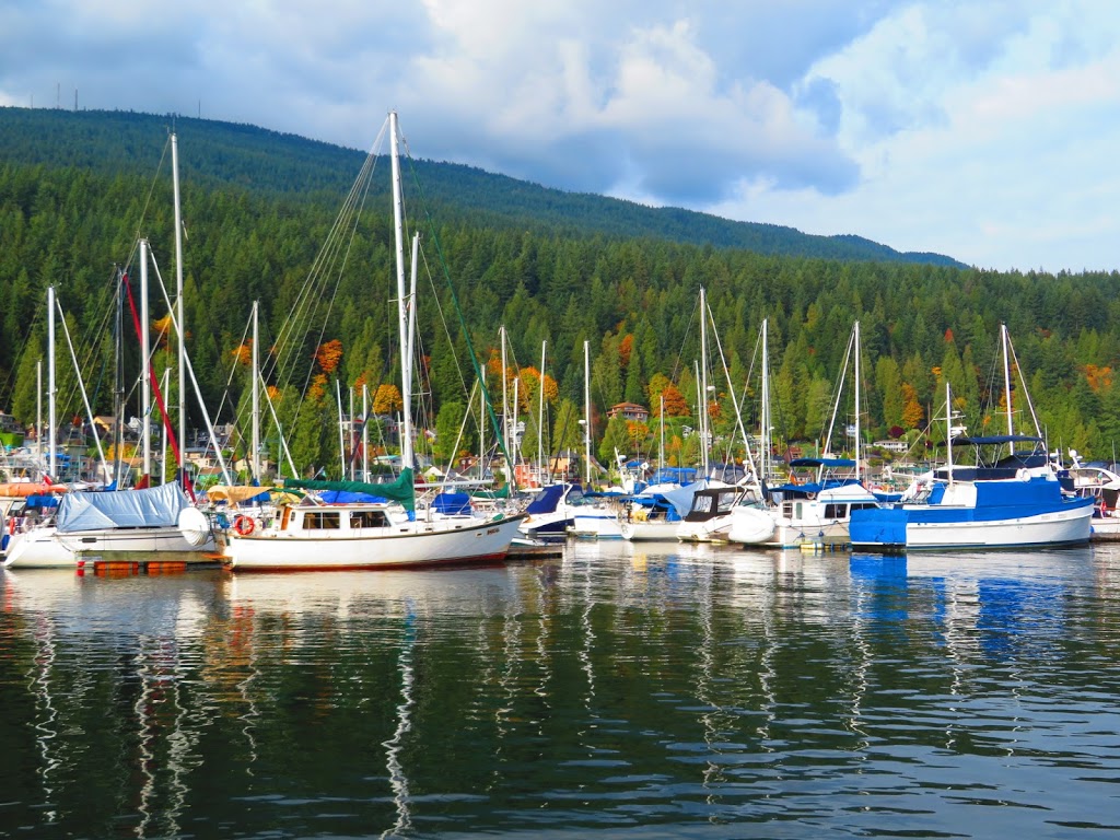 Deep Cove Yacht Club | 4420 Gallant Ave, North Vancouver, BC V7G 1L2, Canada | Phone: (604) 929-1009