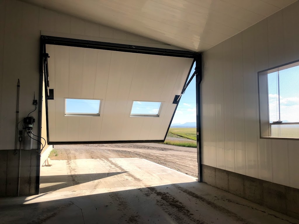 PowerLift Hydraulic Doors of Southern Alberta | 205065 Township Road 112 Lethbridge County, Picture Butte, AB T0K 1V0, Canada | Phone: (403) 732-4475