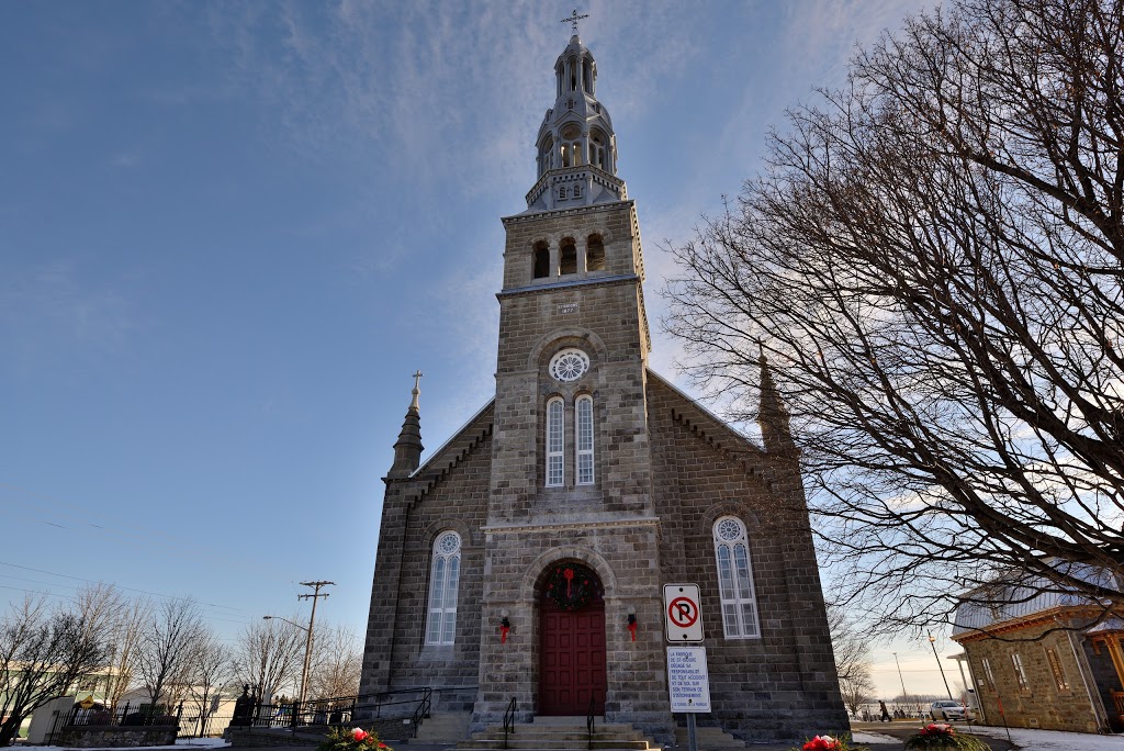 Eglise St Isidore | 673 Rue Saint-Regis, Saint-Isidore-de-Laprairie, QC J0L 2A0, Canada | Phone: (450) 454-9872