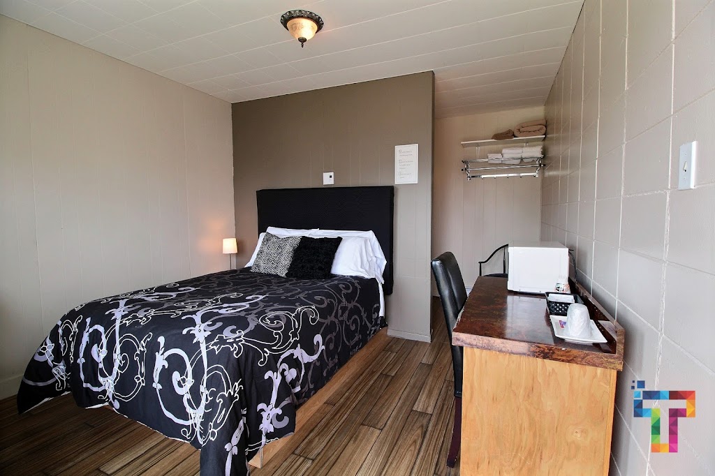 Motel Balmoral | 888 Rue Saint-Cyrille, Normandin, QC G8M 4H5, Canada | Phone: (418) 274-2297