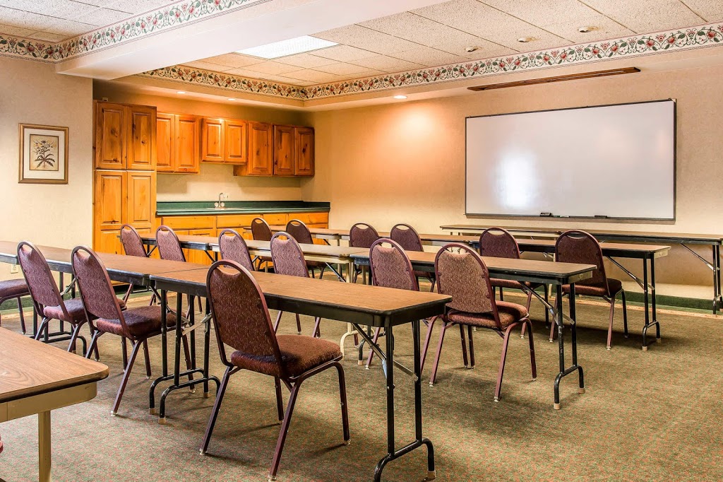 Quality Inn & Suites | 1720 Hancock St, Port Huron, MI 48060, USA | Phone: (810) 987-5999