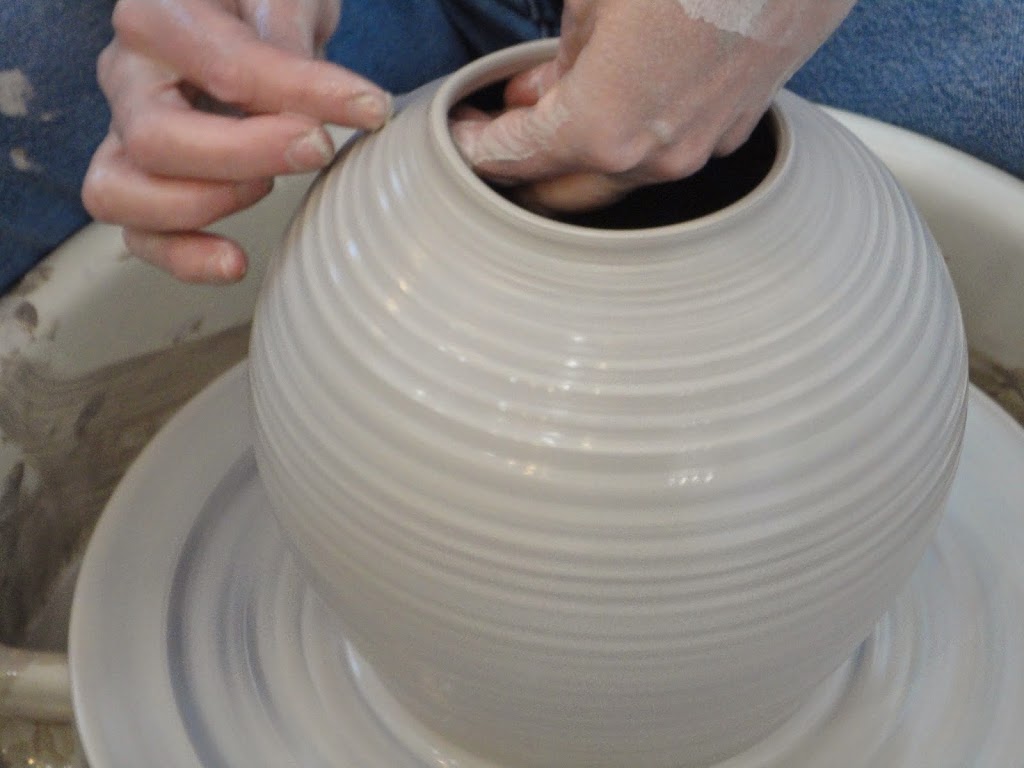 Earth & Fire Pottery Studio | 178 Ross Durrance Rd, Victoria, BC V8T 4N8, Canada | Phone: (250) 652-4590