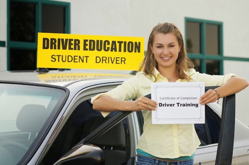 Royal Drivers of Canada | Driving School Lindsay | 152 Springdale Dr, Lindsay, ON K9V 0N1, Canada | Phone: (705) 289-0289