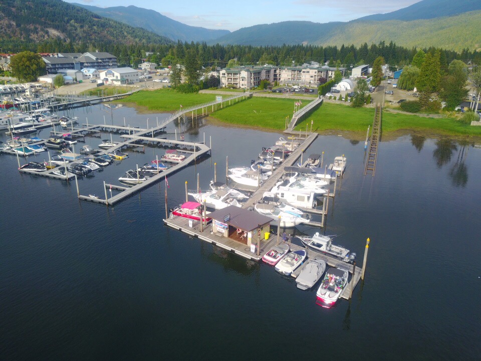 Papas Sicamous Marina Boatworx and Storage | 918 Riverside Ave, Sicamous, BC V0E 2V1, Canada | Phone: (250) 836-0178