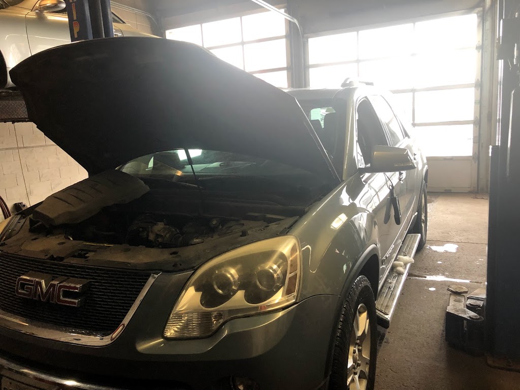 Zacks Auto Center | 260 Speers Rd, Oakville, ON L6K 2E9, Canada | Phone: (905) 815-8882