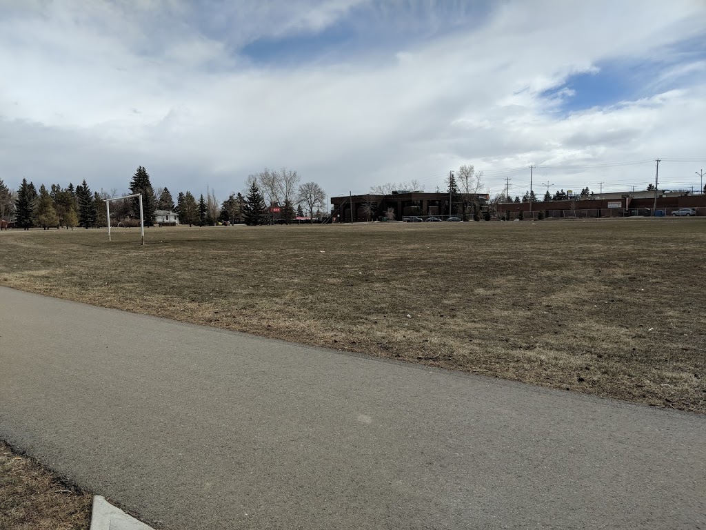 Munro Park | 425 18 Ave NE, Calgary, AB T2E 3L8, Canada