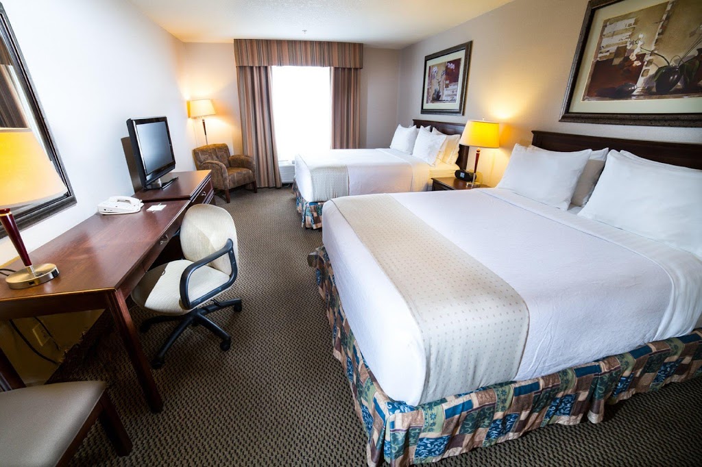 Holiday Inn & Suites West Edmonton | 11330 170 St NW, West Edmonton, AB T5S 2X1, Canada | Phone: (780) 444-3110