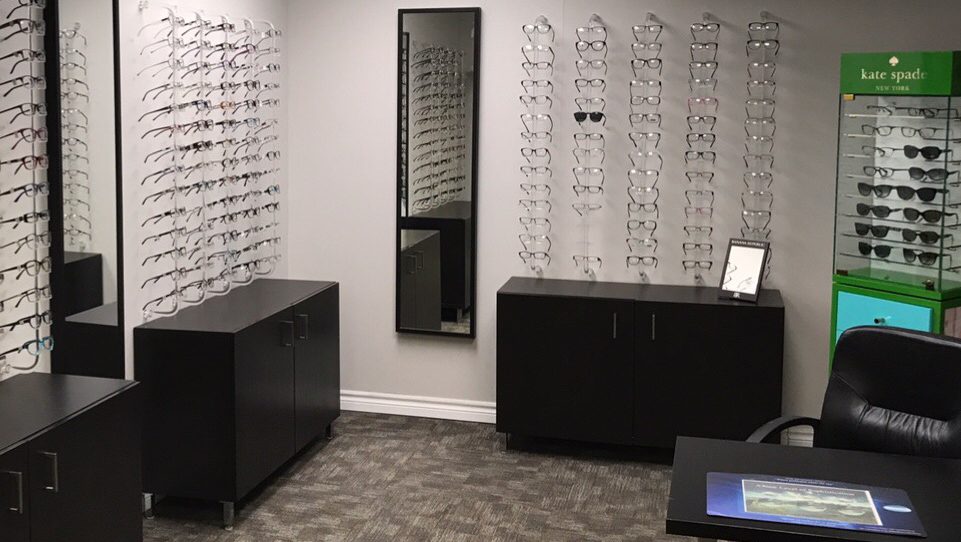 Capital Optical | 152 Bridge St, Carleton Place, ON K7C 2V7, Canada | Phone: (613) 667-4000