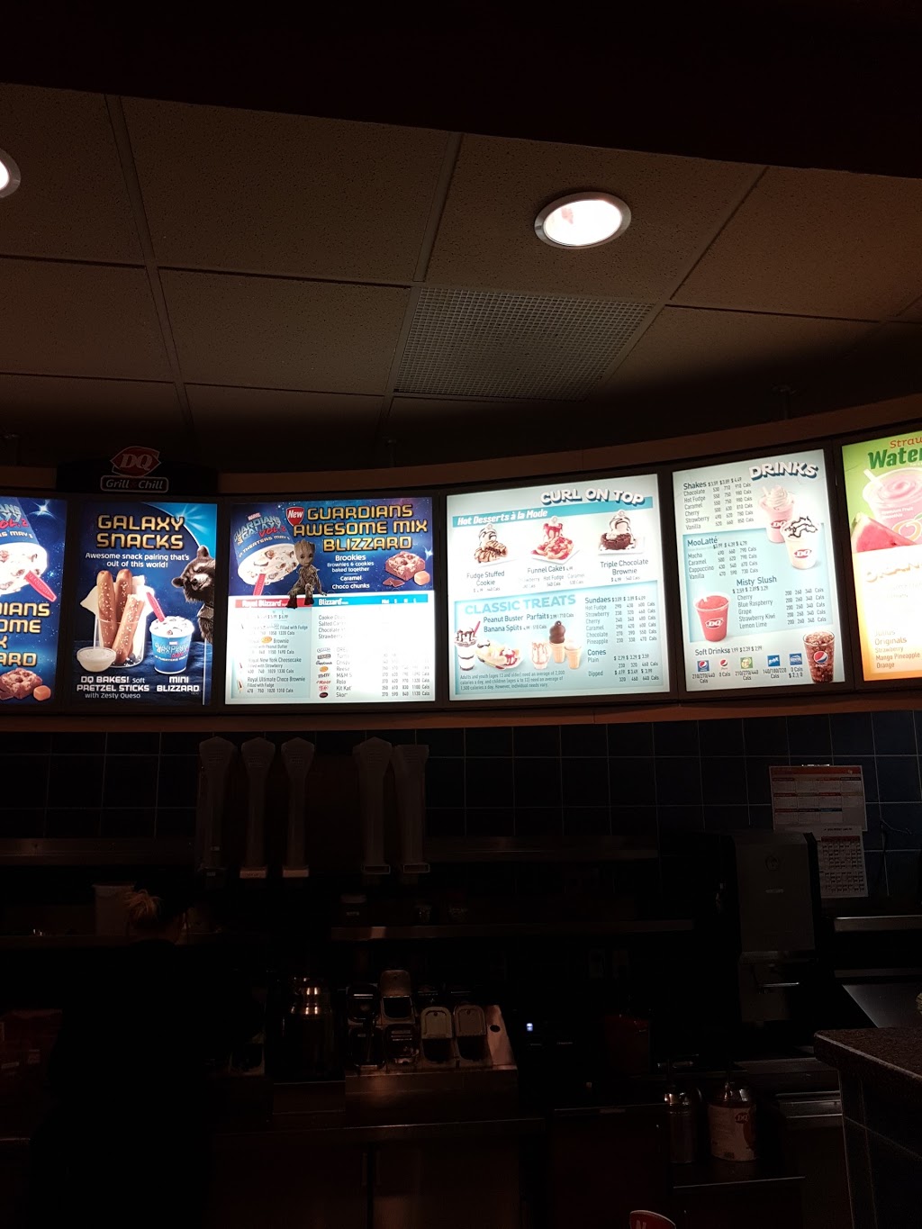 Dairy Queen | 154 Lansdowne St E, Peterborough, ON K9J 7N9, Canada | Phone: (705) 742-8541