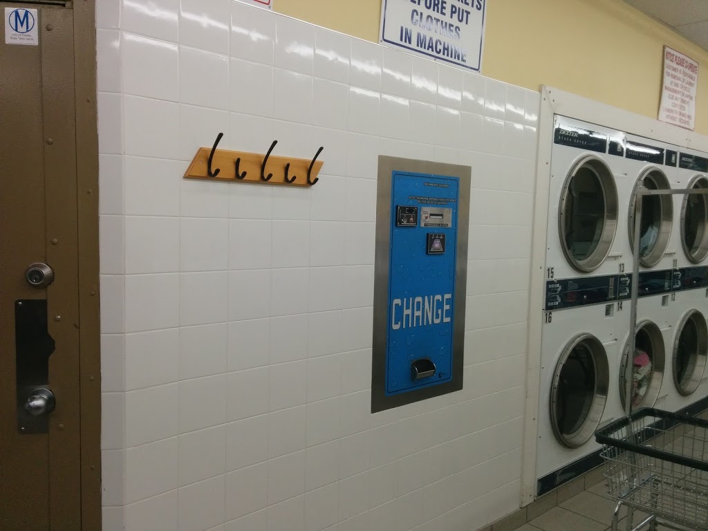 Woodbine Laundromat | 1935 Gerrard St E, Toronto, ON M4L 2C2, Canada | Phone: (416) 414-7053