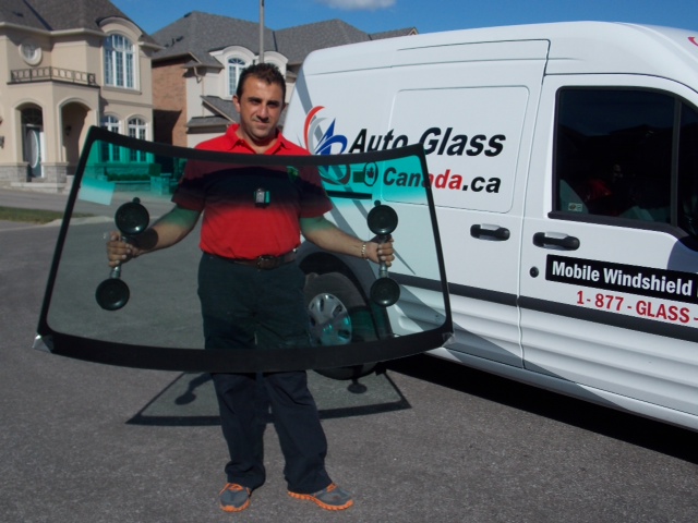 Auto Glass Canada Richmond Hill | 24-155 East Beaver Creek Rd, Richmond Hill, ON L4B 2N1, Canada | Phone: (289) 278-3669