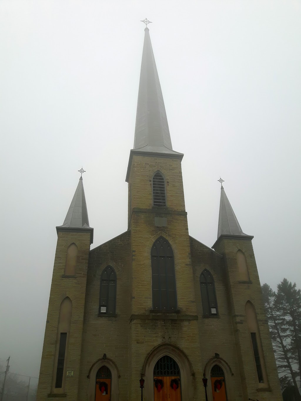 St. Johns Roman Catholic Church | 38 Wilson St E, Perth, ON K7H 1L6, Canada | Phone: (613) 267-1043