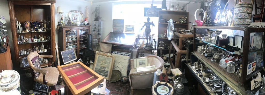 Good Bones Antiques | 50 Canvarco Rd, East York, ON M4G 1L3, Canada | Phone: (416) 423-1555