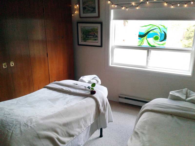 CloverCare Massage | 2265 Henlyn Dr, Sooke, BC V9Z 0N5, Canada | Phone: (250) 642-2268