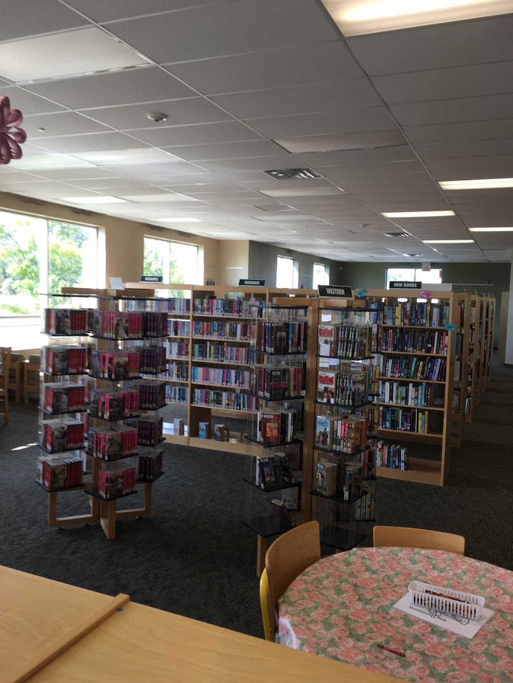 Guelph Public Library - East Side | 1 Starwood Dr, Guelph, ON N1E 0A6, Canada | Phone: (519) 829-4405