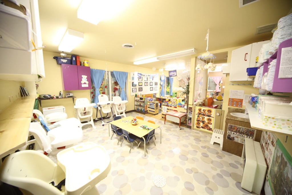Rainbow Daycare | 450 Woodvale Road East NW, Edmonton, AB T6L 6G5, Canada | Phone: (780) 461-8208