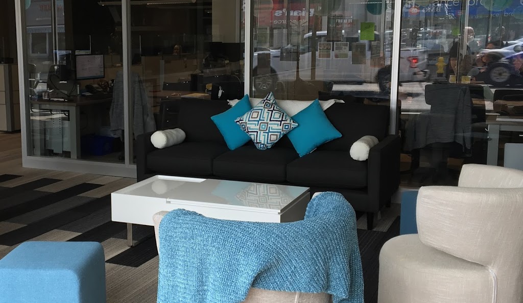 St. Jacobs Furnishings | 878 Weber St N, Waterloo, ON N2J 4A9, Canada | Phone: (519) 747-1832