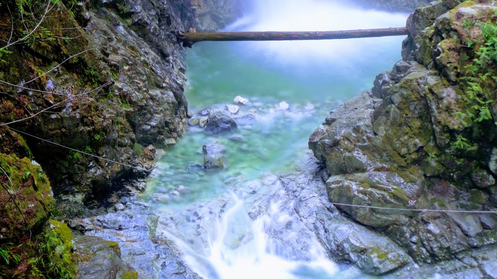 Cascade Falls | Cascade Falls Trail, Fraser Valley F, BC V2V 7G7, Canada