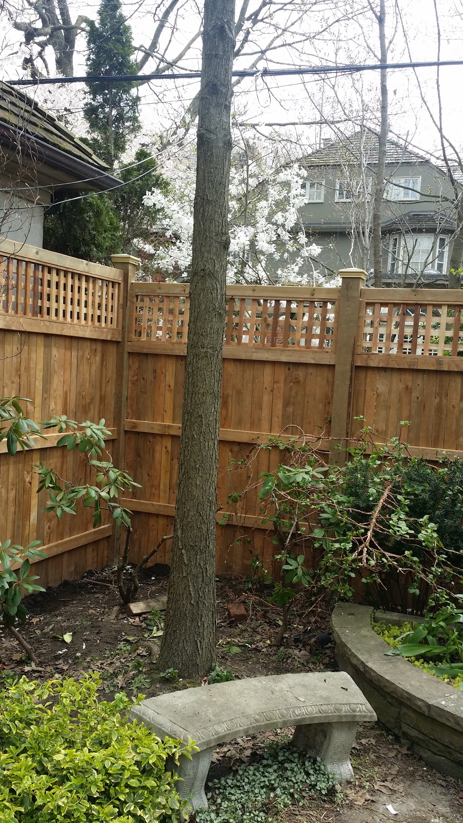 Top Quality Decks And Fences | 10 Gordonridge Pl Unit # 107, Scarborough, ON M1K 4H6, Canada | Phone: (416) 567-6431