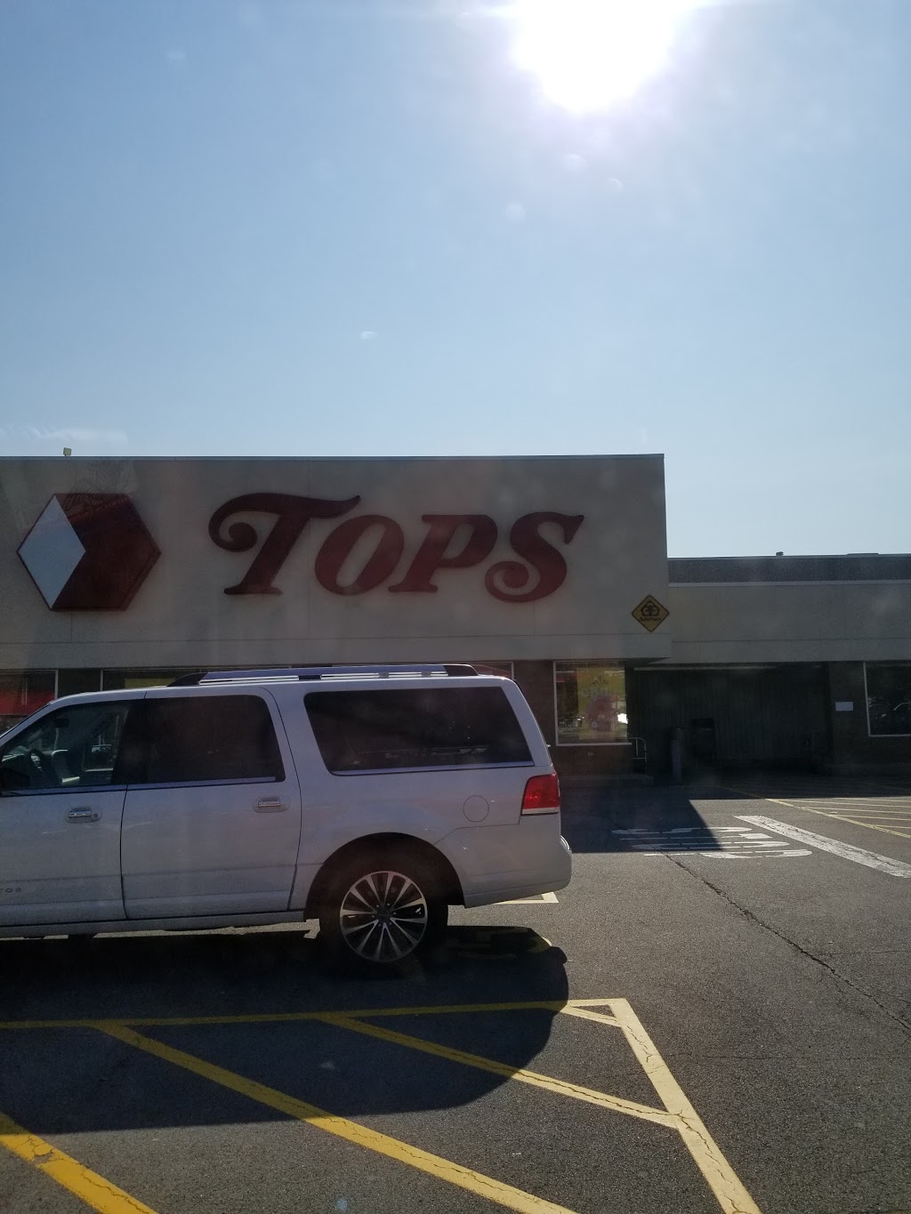 Tops Friendly Markets | 3949 Lockport Olcott Rd, Lockport, NY 14094, USA | Phone: (716) 439-8900